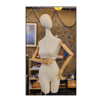 38 Beden 360 Derece Dönebilen Bayan Vitrin Mankeni