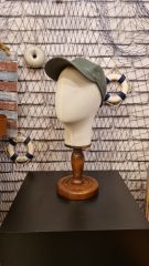 Erkek ahşap standlı kumaş kaplı kafa mankeni