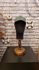 Erkek ahşap standlı kumaş kaplı kafa mankeni