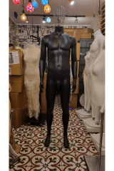 Erkek vitrin mankeni, vitrin mankenleri, cansız manken