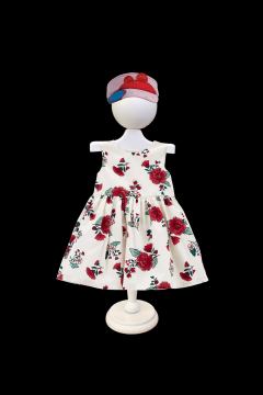 Beyaz Ahşap Çocuk Estetik Vitrin Mankeni 06/09 Aylık