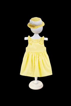 Beyaz Ahşap Çocuk Estetik Vitrin Mankeni 06/09 Aylık