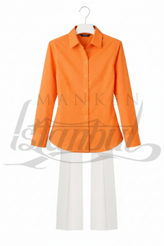 Gardırobunuzun Yeni Kahramanı: Çok Amaçlı Kadın Askısı