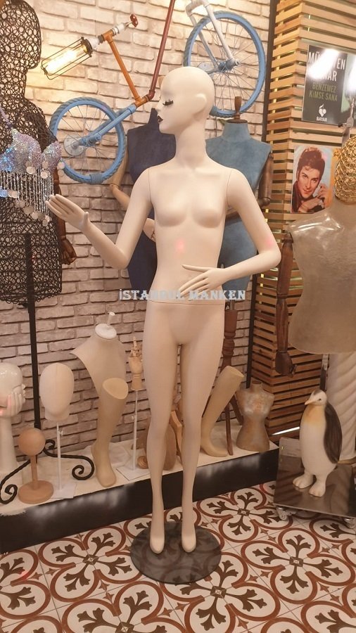 Delüks Bayan Vitrin Mankeni