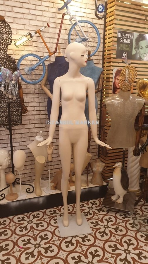 Delüks Bayan Vitrin Mankeni