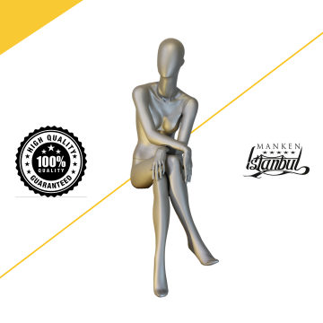 Delüx 1. Sınıf Oturan Bayan Vitrin Mankeni