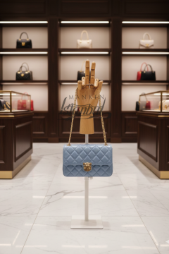 Beyaz Yükseklik Ayarlı Eskiz Ahşap Model El Mankeni