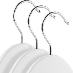 Zarif ve Şık Ahşap Elbise Askısı - Gardırobunuz İçin Mükemmel Seçim!