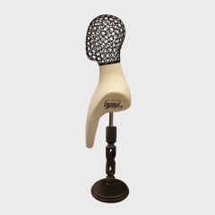 Erkek tel kafalı gömlek ve aksesuar mankeni