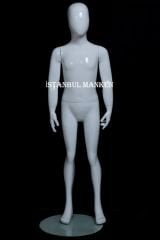 8 yaş çocuk vitrin mankeni, vitrin mankenleri